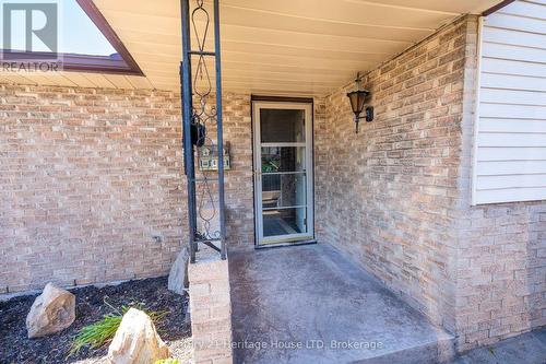 130 St Davids Rd Road, St. Catharines (460 - Burleigh Hill), ON - Outdoor With Exterior