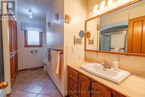 1408 First Street E, Cornwall, ON - Indoor Photo Showing Bathroom