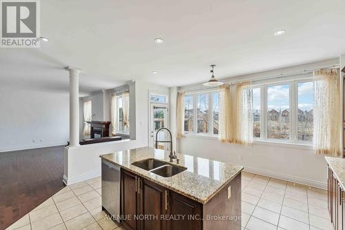 760 Lakebreeze Circle, Ottawa, ON - Indoor Photo Showing Kitchen With Double Sink