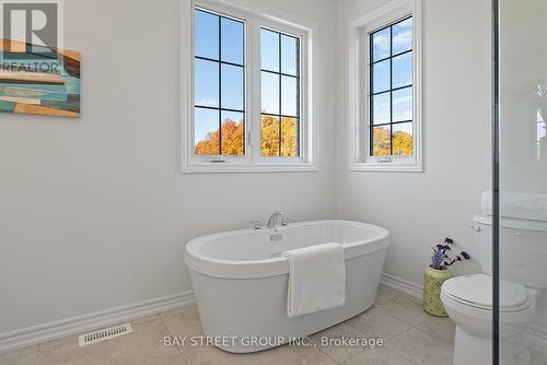 1056 Pisces Trail, Pickering, ON - Indoor Photo Showing Bathroom