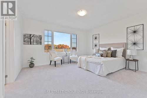 1056 Pisces Trail, Pickering, ON - Indoor Photo Showing Bedroom