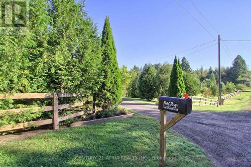 7580 16Th Side Road, King, ON - Outdoor