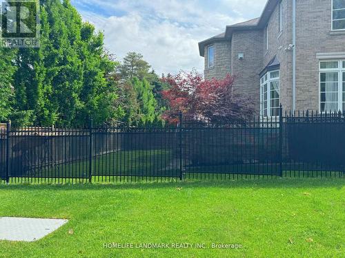 1 Clarkehaven Street, Vaughan, ON - Outdoor