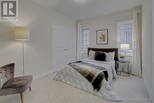 67 Menotti Drive, Richmond Hill, ON - Indoor Photo Showing Bedroom