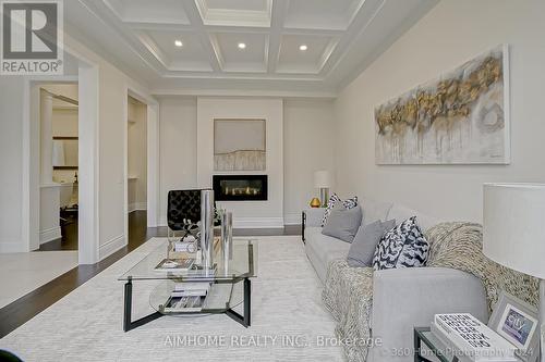 67 Menotti Drive, Richmond Hill, ON - Indoor Photo Showing Living Room With Fireplace