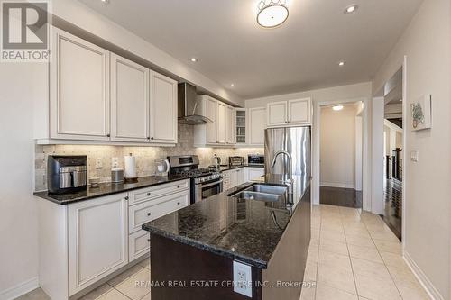 2453 Village Common, Oakville, ON - Indoor Photo Showing Kitchen With Double Sink With Upgraded Kitchen