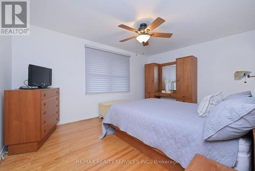 47 Durham Crescent, Brampton, ON - Indoor Photo Showing Bedroom