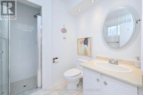 47 Durham Crescent, Brampton, ON - Indoor Photo Showing Bathroom