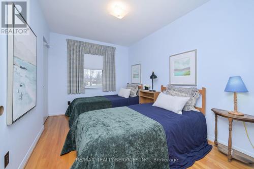 47 Durham Crescent, Brampton, ON - Indoor Photo Showing Bedroom