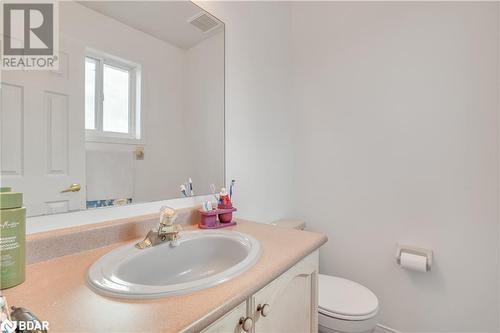 1 Farmstead Crescent, Barrie, ON - Indoor Photo Showing Bathroom