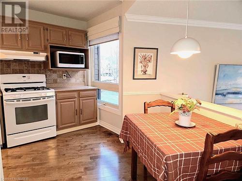 Eat-In-Style Kitchen - 555 Main Street S Unit# 5, Callander, ON - Indoor