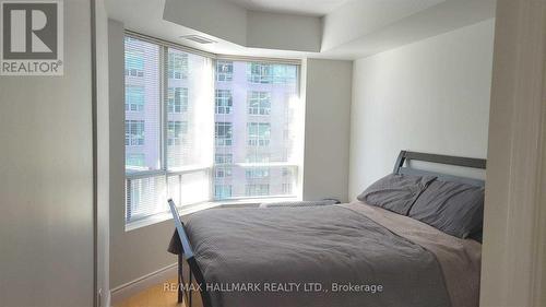 414 - 77 Mcmurrich Street, Toronto, ON - Indoor Photo Showing Bedroom