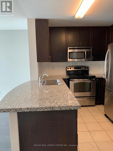 Ph07 - 4900 Glen Erin Drive, Mississauga, ON - Indoor Photo Showing Kitchen With Double Sink