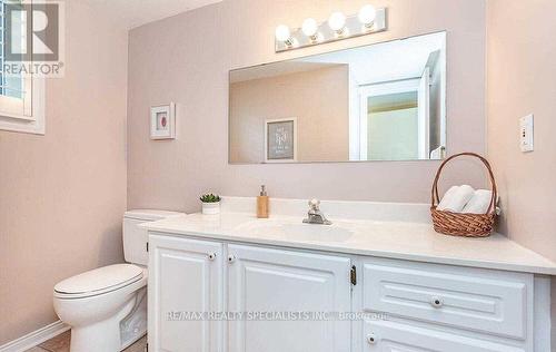 1697 Missenden Crescent, Mississauga, ON - Indoor Photo Showing Bathroom