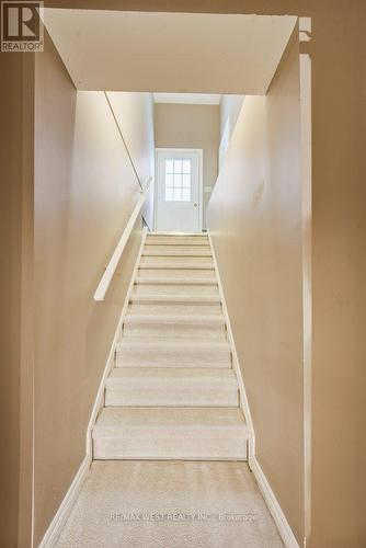 610 Stonebury Crescent, Waterloo, ON - Indoor Photo Showing Other Room