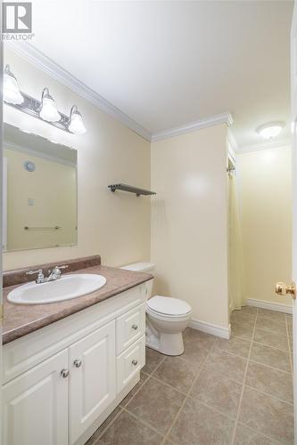 11 Larner Street, St. John'S, NL - Indoor Photo Showing Bathroom