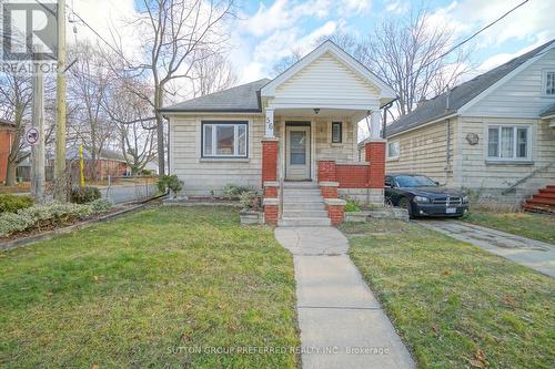 56 Orchard Street, London, ON - Outdoor With Facade