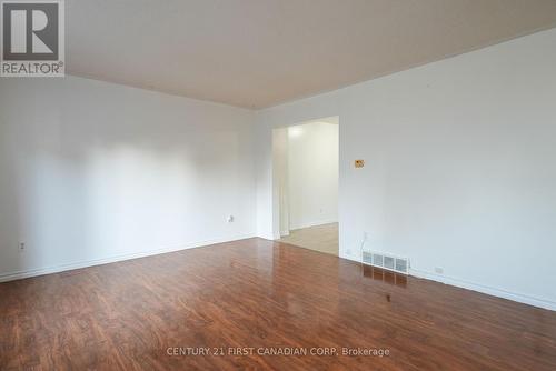 1002 Lawson Road, London, ON - Indoor Photo Showing Other Room