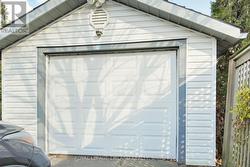 Garage - 