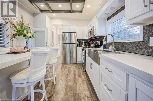 580 Beaver Creek Road Unit# 175, Waterloo, ON - Indoor Photo Showing Kitchen With Stainless Steel Kitchen