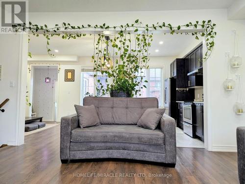 149 Remembrance Road, Brampton, ON - Indoor Photo Showing Living Room