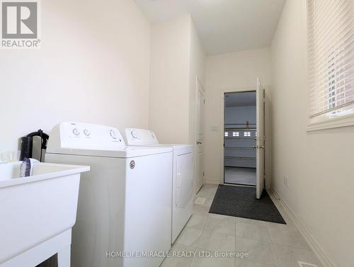 149 Remembrance Road, Brampton, ON - Indoor Photo Showing Laundry Room