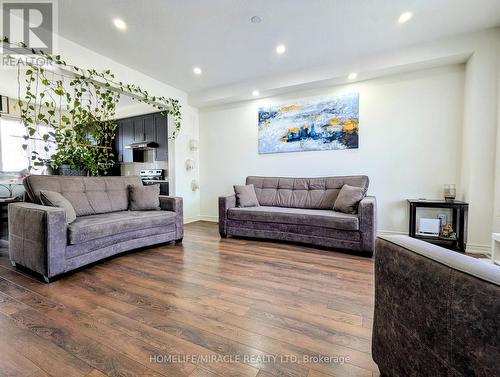 149 Remembrance Road, Brampton, ON - Indoor Photo Showing Living Room