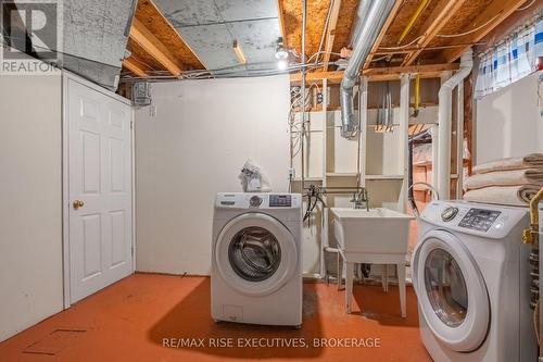 1065 Regatta Court, Kingston (City Southwest), ON - Indoor Photo Showing Laundry Room