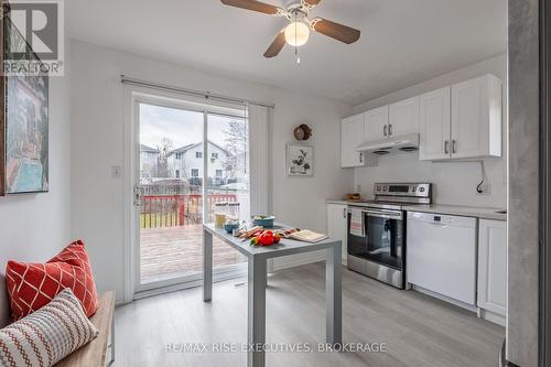 1065 Regatta Court, Kingston (City Southwest), ON - Indoor Photo Showing Kitchen