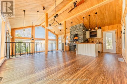 17 Park Avenue, Hearst, ON - Indoor Photo Showing Kitchen