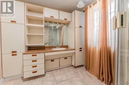 17 Park Avenue, Hearst, ON - Indoor Photo Showing Bathroom