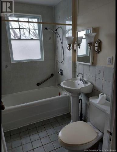 815 Main Street, Blacks Harbour, NB - Indoor Photo Showing Bathroom