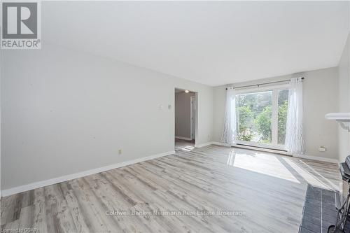 85 - 360 Scottsdale Drive, Guelph (Hanlon Creek), ON - Indoor With Fireplace