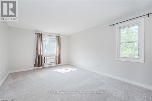 85 - 360 Scottsdale Drive, Guelph (Hanlon Creek), ON - Indoor Photo Showing Other Room