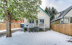 43 BARCLAY Avenue  Kitchener, ON N2M 4B2