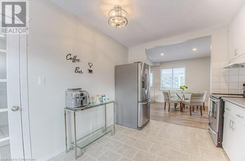 43 Barclay Avenue, Kitchener, ON - Indoor Photo Showing Kitchen