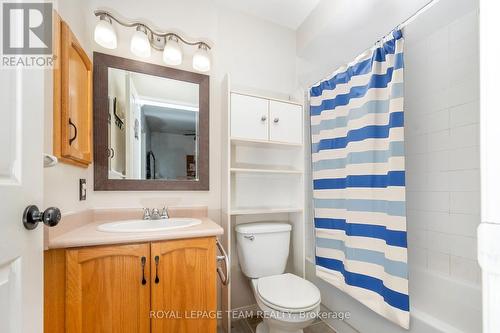 74 Royal Field Crescent, Ottawa, ON - Indoor Photo Showing Bathroom