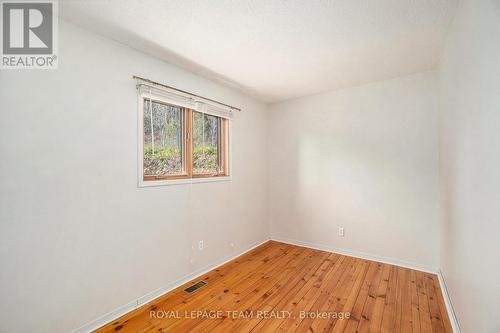 84 Dewar Avenue, Mcnab/Braeside, ON - Indoor Photo Showing Other Room