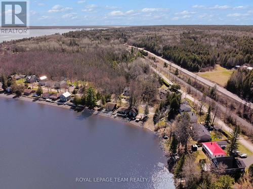 84 Dewar Avenue, Mcnab/Braeside, ON - Outdoor With Body Of Water With View