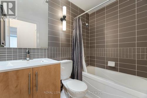 602 - 120 Homewood Avenue, Toronto, ON - Indoor Photo Showing Bathroom