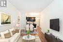 602 - 120 Homewood Avenue, Toronto, ON  - Indoor Photo Showing Living Room 