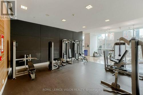 602 - 120 Homewood Avenue, Toronto, ON - Indoor Photo Showing Gym Room