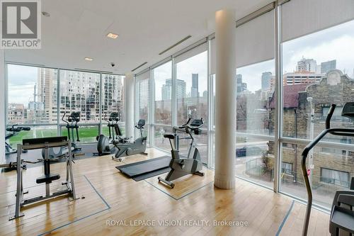 602 - 120 Homewood Avenue, Toronto, ON - Indoor Photo Showing Gym Room