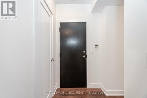 602 - 120 Homewood Avenue, Toronto, ON - Indoor Photo Showing Other Room