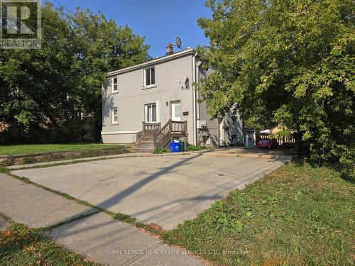 2 - 18 Ewing Street, Halton Hills, ON - Outdoor