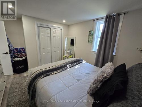 2 - 18 Ewing Street, Halton Hills, ON - Indoor Photo Showing Bedroom