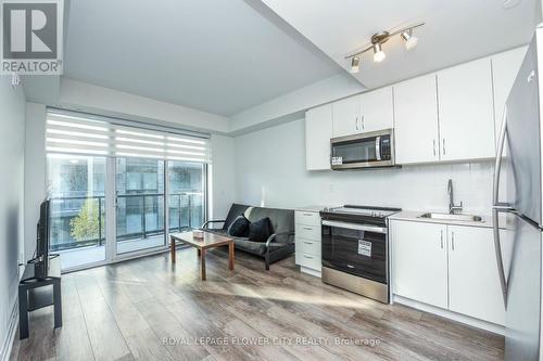 205 - 95 Attmar Drive, Brampton, ON - Indoor Photo Showing Kitchen