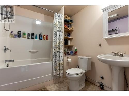 292 Orchard Lake Road, Mclure, BC - Indoor Photo Showing Bathroom