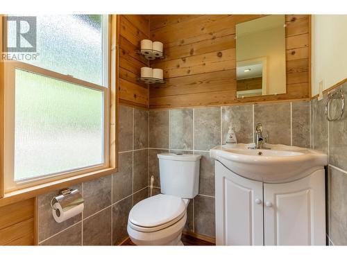 292 Orchard Lake Road, Mclure, BC - Indoor Photo Showing Bathroom