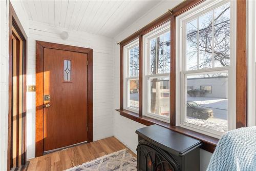 713 Scotland Avenue, Winnipeg, MB - Indoor Photo Showing Other Room